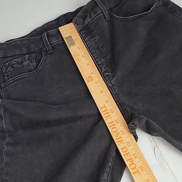 Buckle Black Skinny Jeans 33x32 - Picture 6 of 9